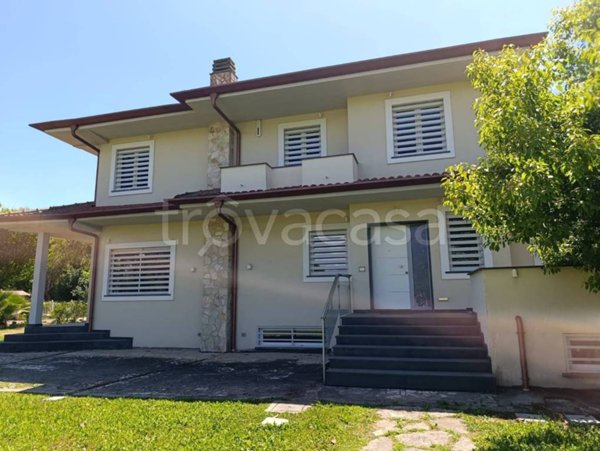 casa indipendente in vendita a Latina in zona Borgo San Michele
