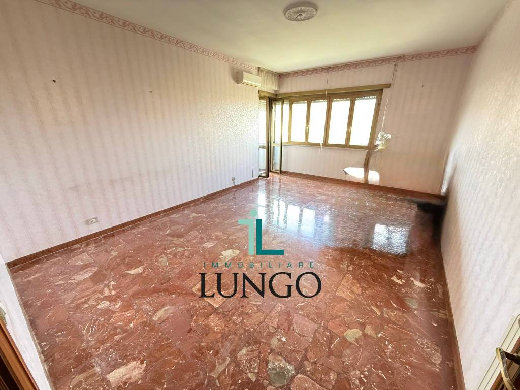 appartamento in vendita a Latina in zona Centro Città