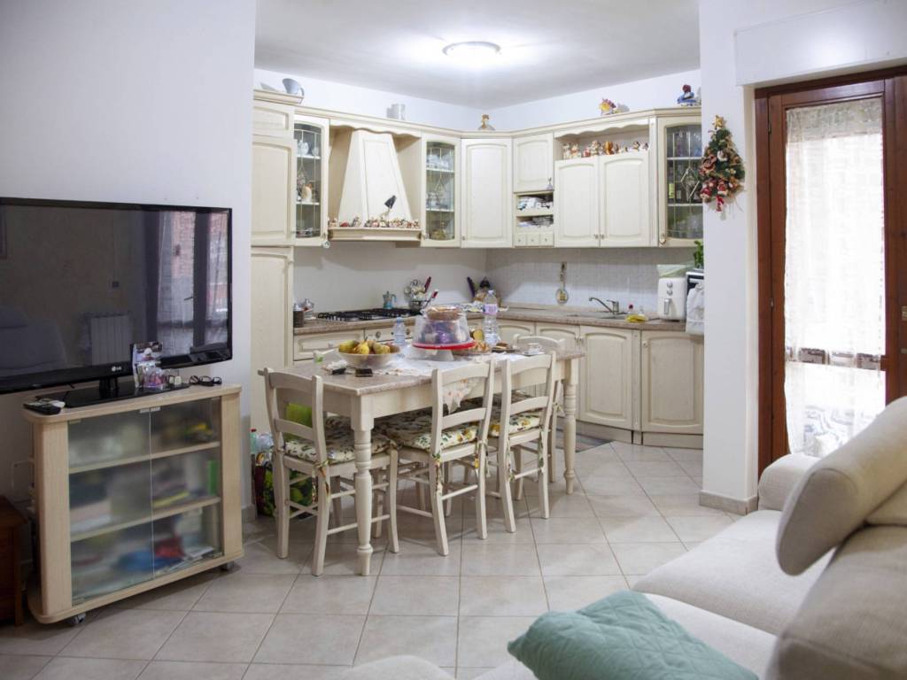 appartamento in vendita a Latina in zona Latina Scalo