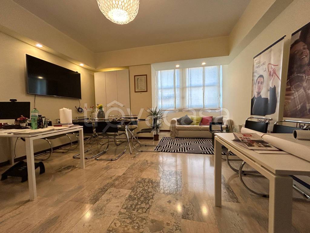 ufficio in vendita a Latina in zona Centro Città