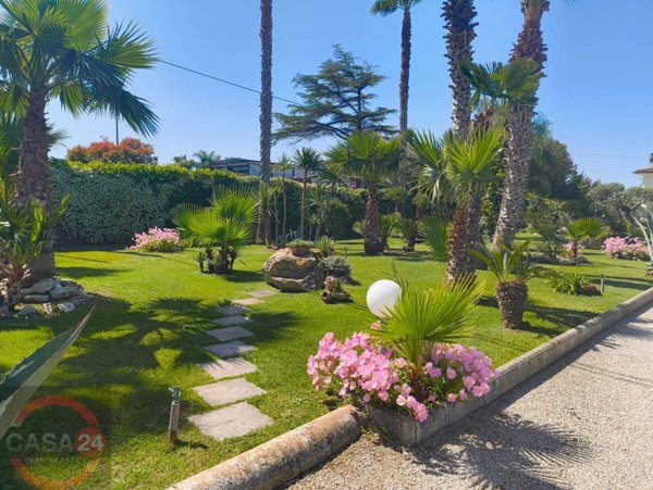 casa indipendente in vendita a Latina in zona Borgo San Michele