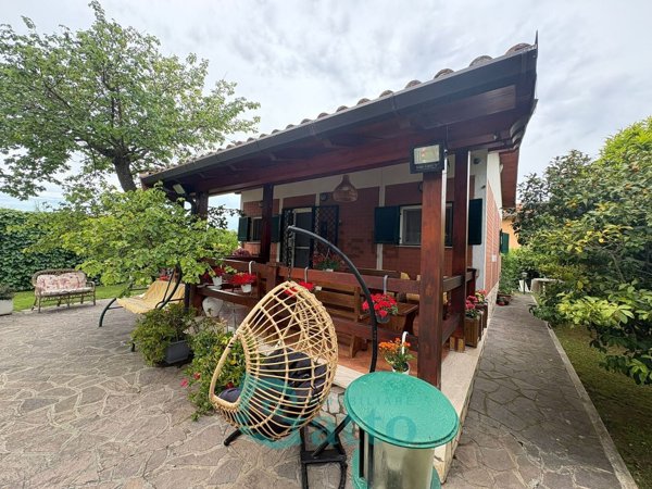 casa indipendente in vendita a Latina