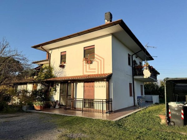 casa indipendente in vendita a Latina in zona Borgo Grappa