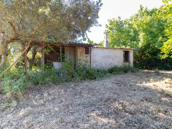 casa indipendente in vendita a Latina