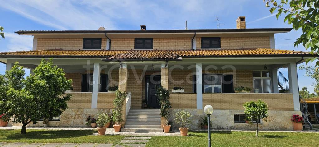 casa indipendente in vendita a Latina in zona Borgo San Michele