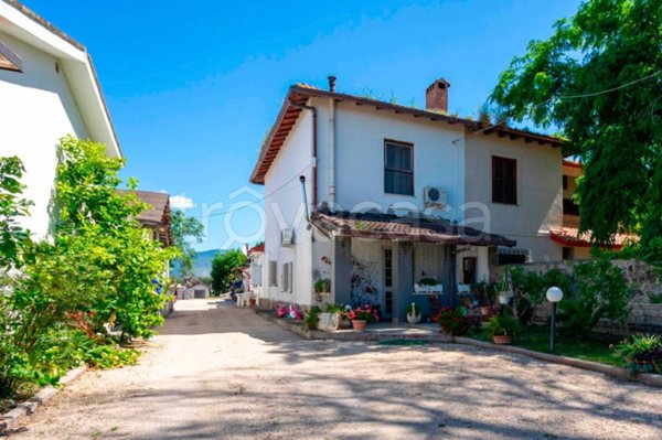 casa indipendente in vendita a Latina in zona Latina Scalo