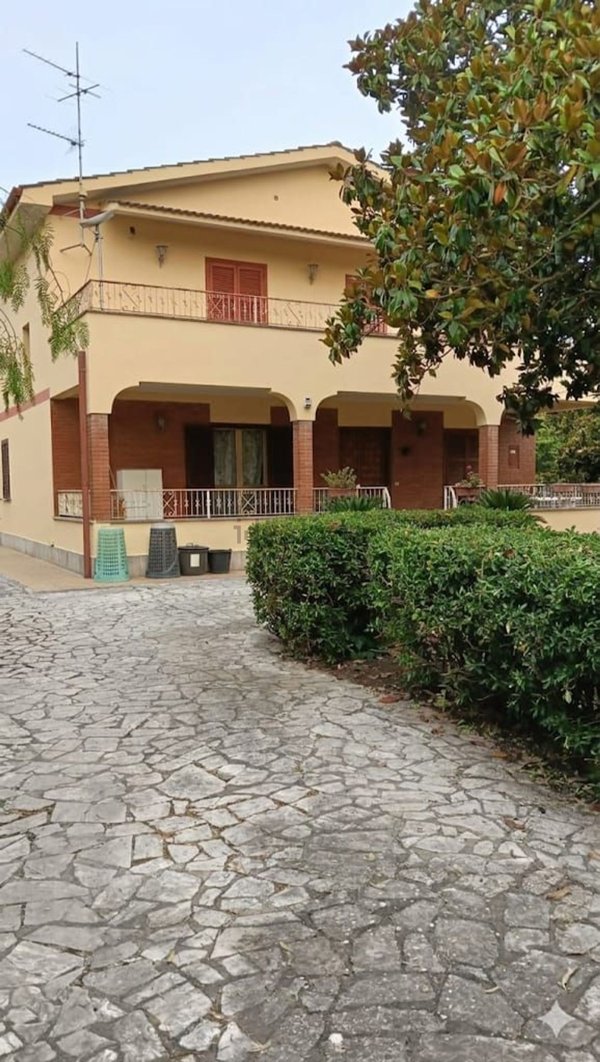 casa indipendente in vendita a Latina in zona Borgo Santa Maria