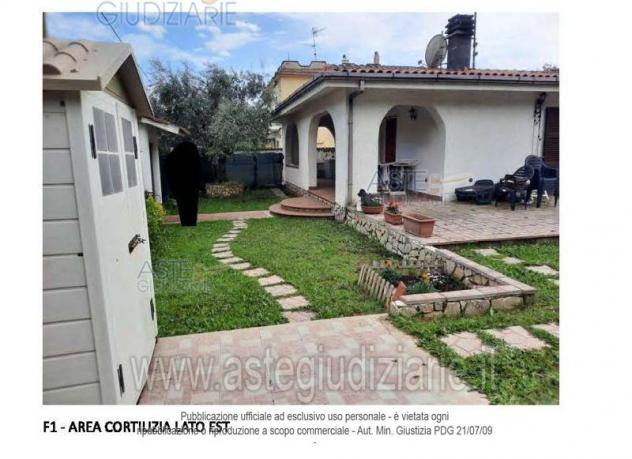 appartamento in vendita a Latina in zona Santa Rosa