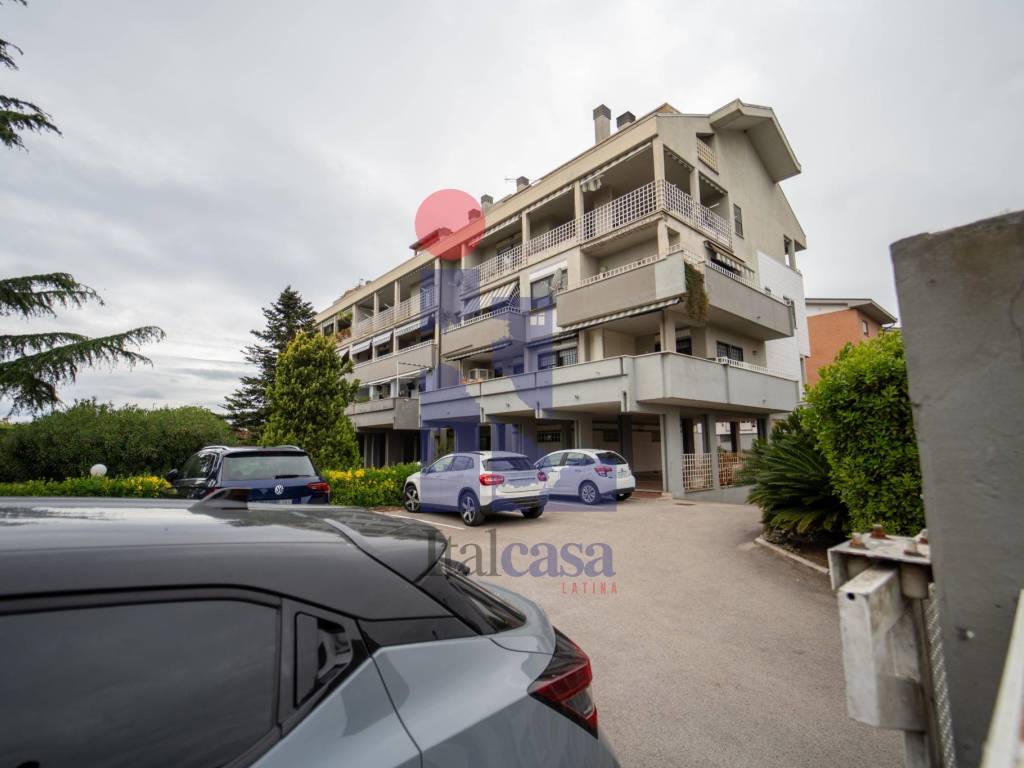 appartamento in vendita a Latina in zona Borgo Isonzo