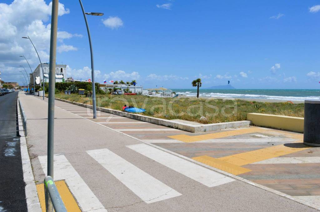 appartamento in vendita a Latina in zona Foce Verde