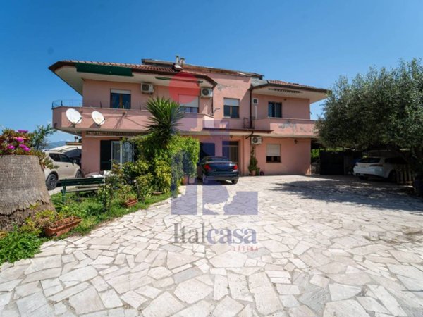 appartamento in vendita a Latina in zona Borgo San Michele