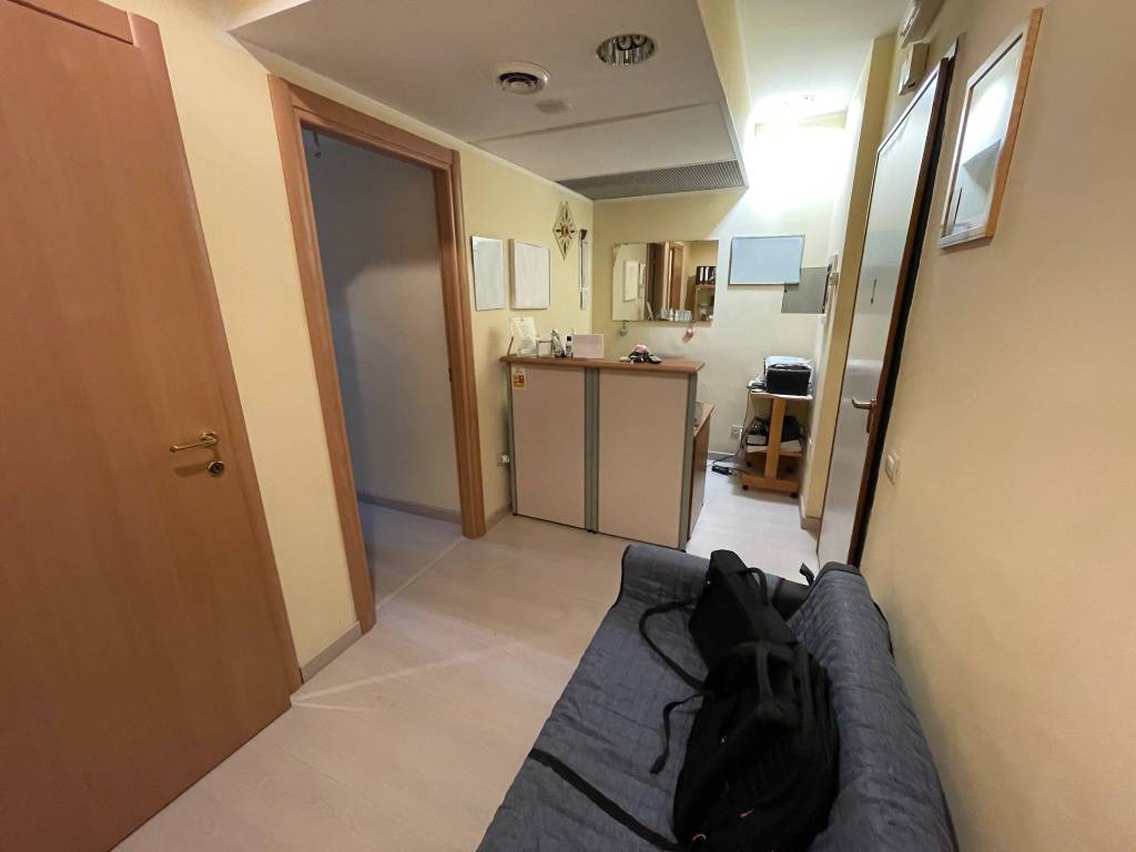 ufficio in vendita a Latina in zona Centro Città
