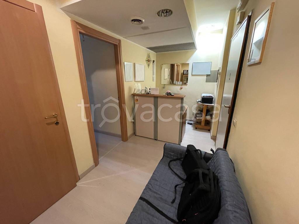 ufficio in vendita a Latina in zona Centro Città