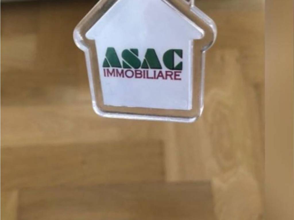 casa indipendente in vendita a Latina
