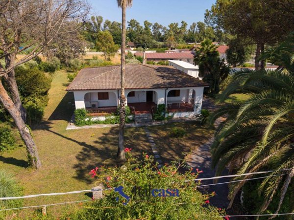 casa indipendente in vendita a Latina in zona Borgo San Michele