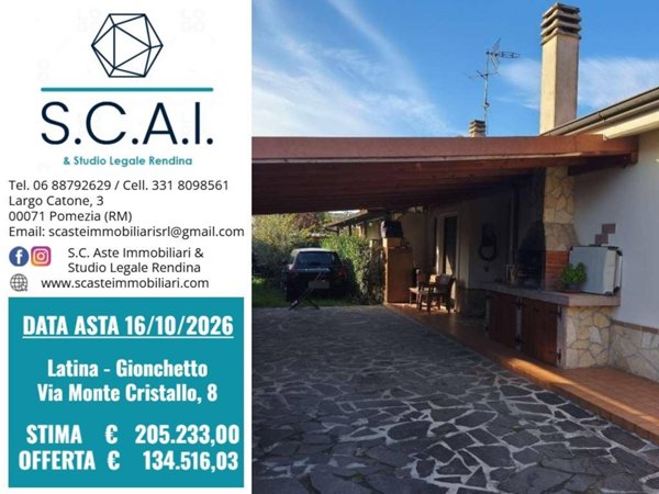 casa indipendente in vendita a Latina