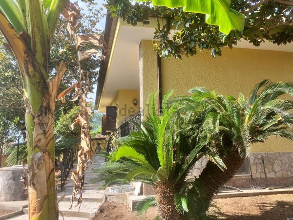 casa indipendente in vendita a Latina in zona Borgo Isonzo