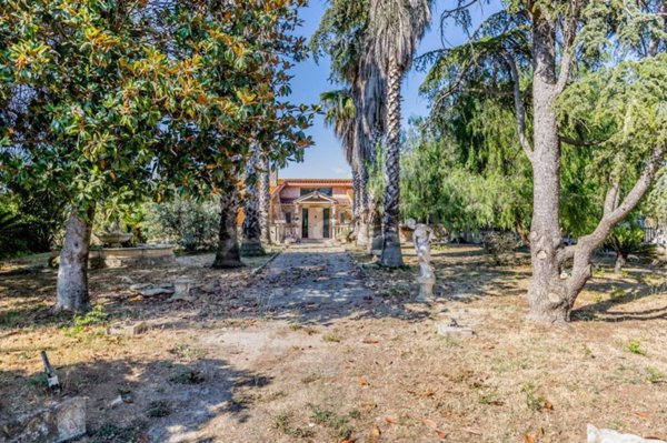 casa indipendente in vendita a Latina in zona Borgo Grappa