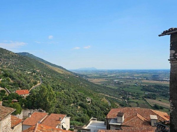 appartamento in vendita a Latina in zona Centro Città