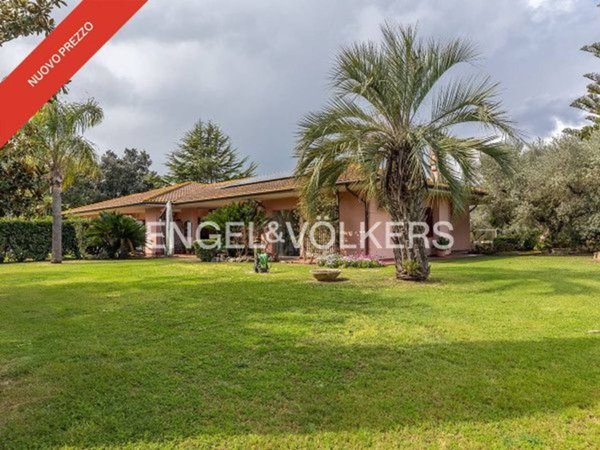 casa indipendente in vendita a Latina in zona Borgo Santa Maria