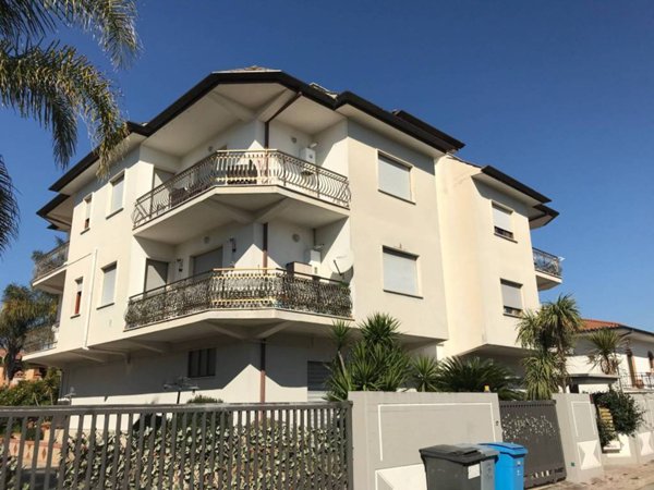 appartamento in vendita a Latina in zona Epitaffio
