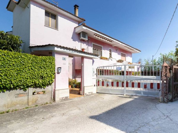 casa indipendente in vendita a Latina in zona Borgo Isonzo