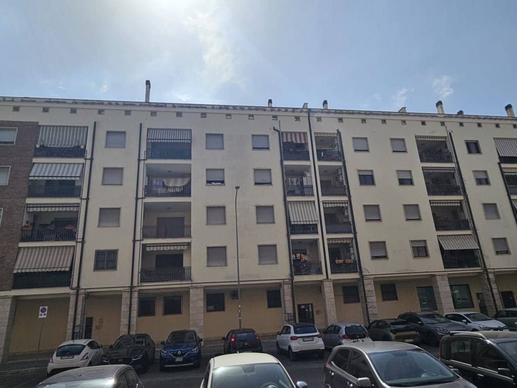 appartamento in vendita a Latina in zona Centro Città