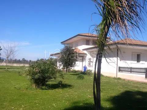 casa indipendente in vendita a Latina in zona Borgo Santa Maria