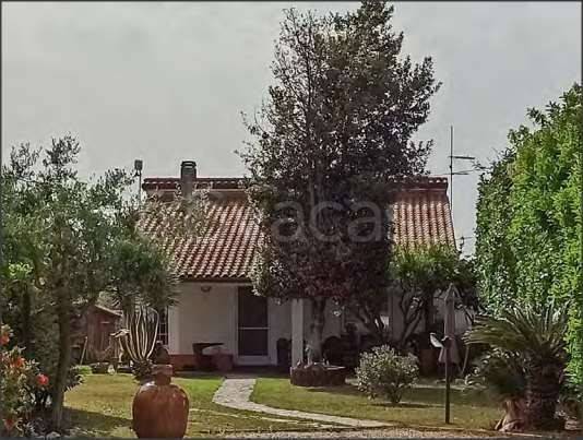 casa indipendente in vendita a Latina in zona Epitaffio