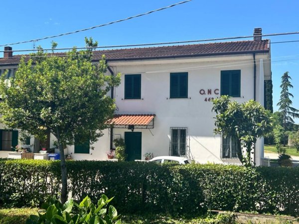 casa indipendente in vendita a Latina in zona Borgo Carso