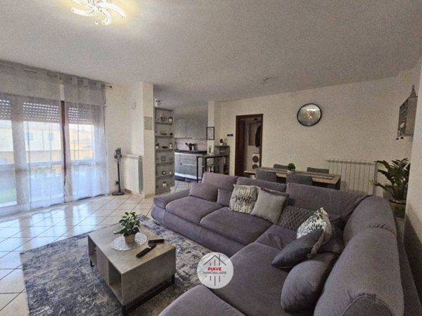 appartamento in vendita a Latina in zona Borgo Montello
