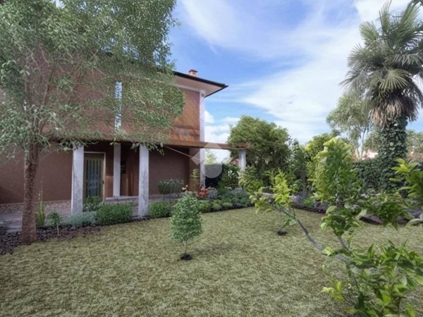 appartamento in vendita a Latina in zona Consorzio Nuovo Sabotino