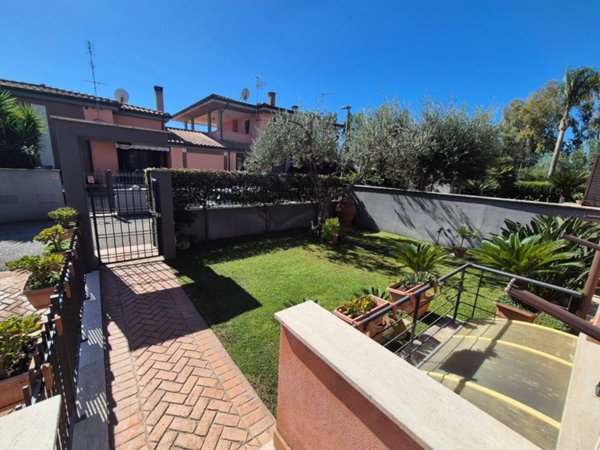 casa indipendente in vendita a Latina in zona Borgo Sabotino