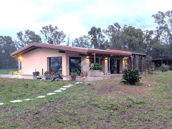 casa indipendente in vendita a Latina in zona Borgo San Michele