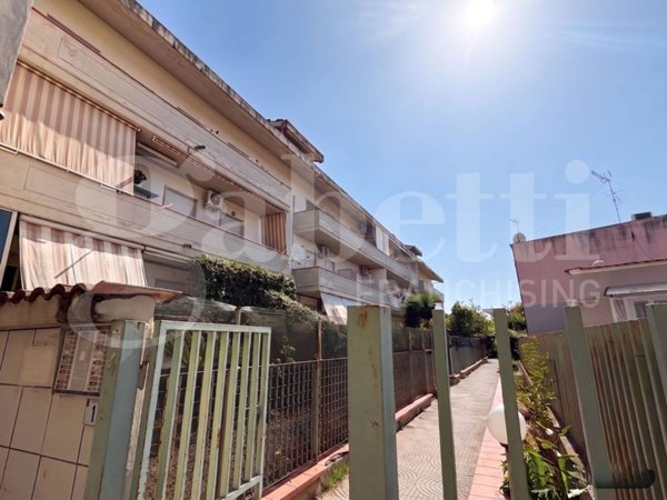 appartamento in vendita a Latina in zona Epitaffio
