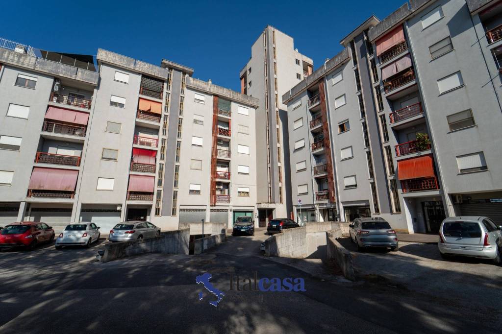 appartamento in vendita a Latina