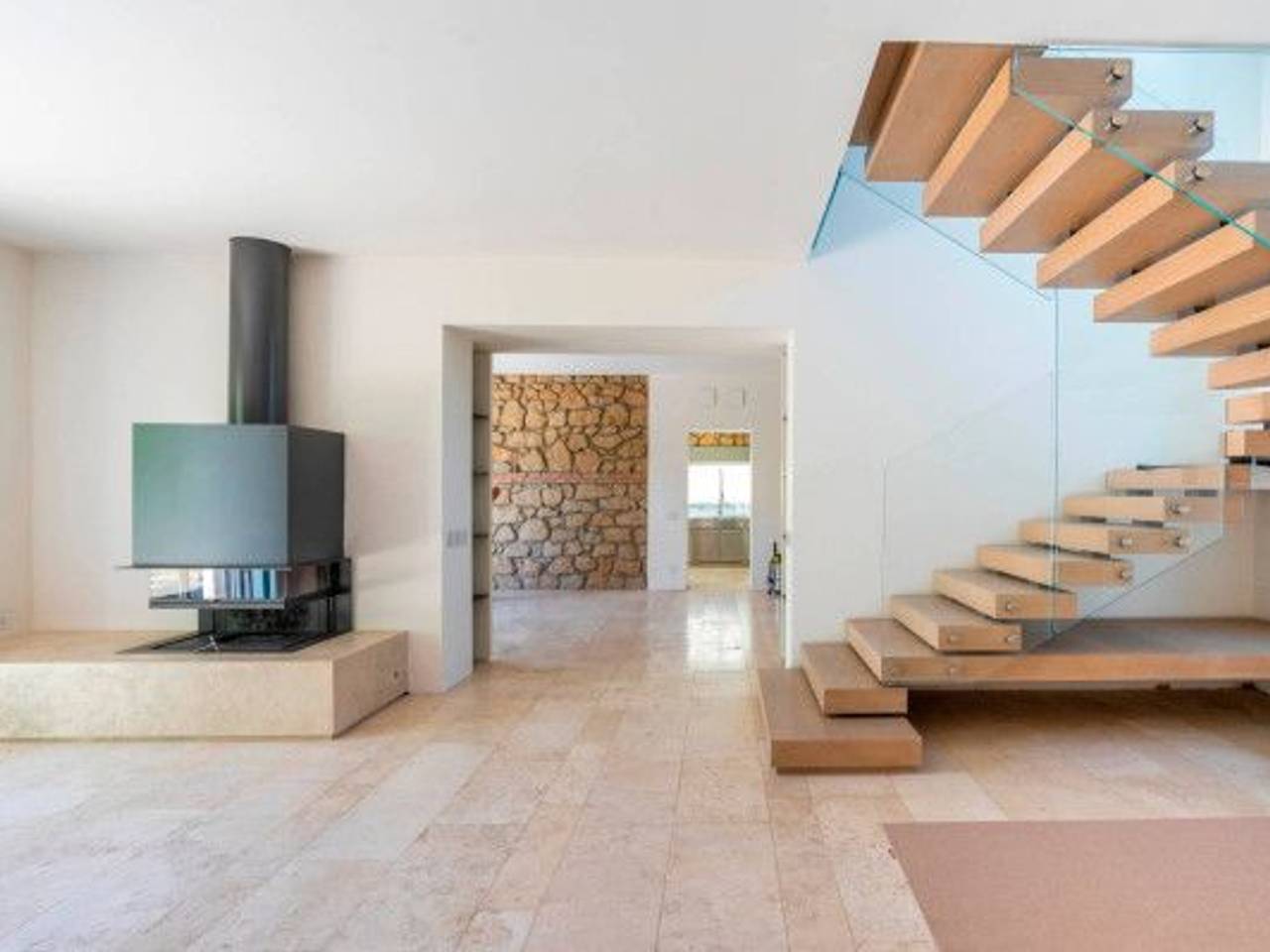 casa indipendente in vendita a Latina