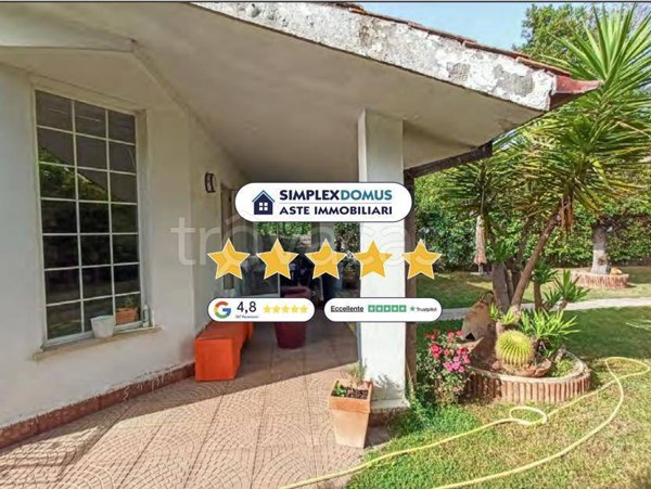 casa indipendente in vendita a Latina