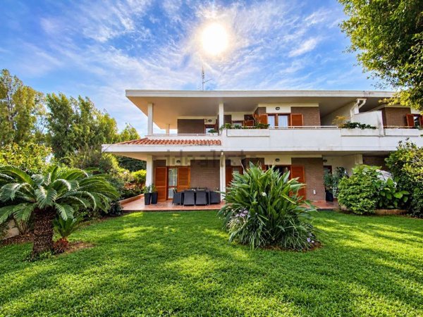 casa indipendente in vendita a Latina in zona Borgo Isonzo