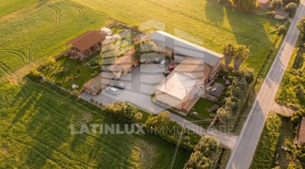 casa indipendente in vendita a Latina in zona Latina Scalo