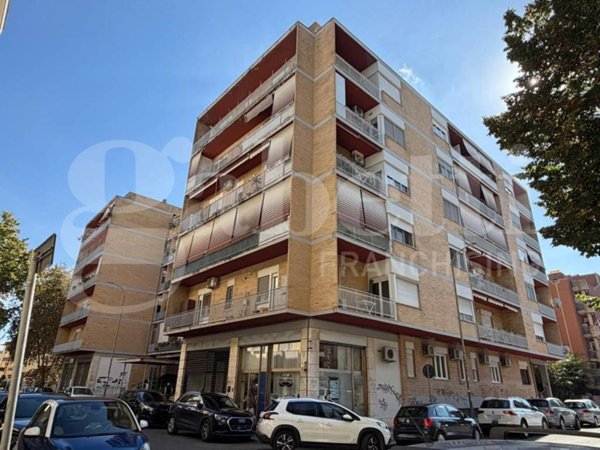 appartamento in vendita a Latina in zona Centro Città