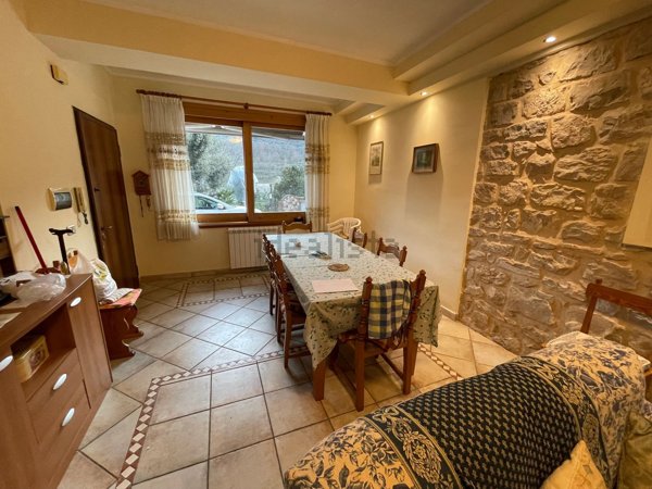 casa indipendente in vendita a Lenola in zona Valle Bernardo