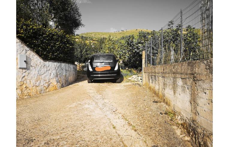 casa indipendente in vendita a Lenola in zona Valle Bernardo
