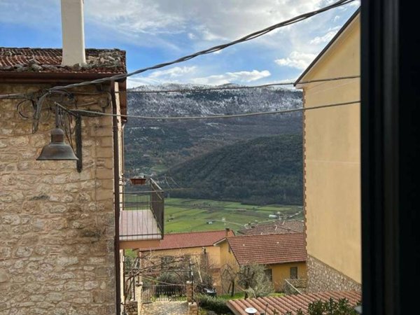 appartamento in vendita a Lenola