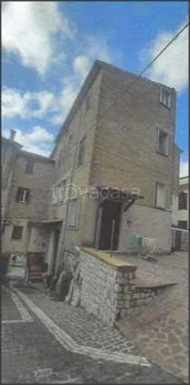 appartamento in vendita a Lenola