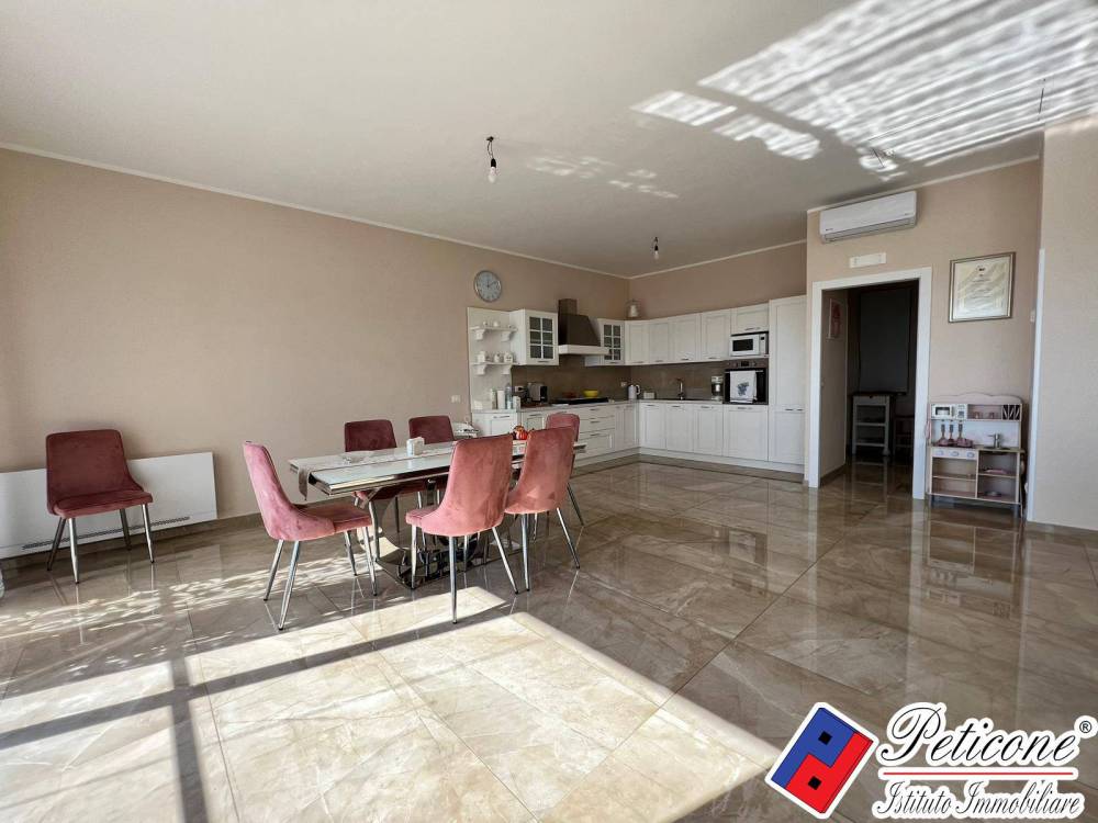 appartamento in vendita a Lenola