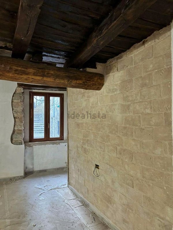 appartamento in vendita a Lenola