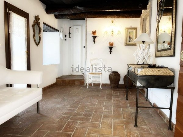 casa indipendente in vendita a Lenola