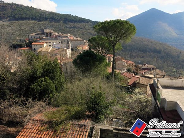 appartamento in vendita a Lenola