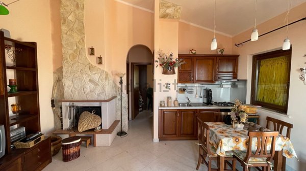 appartamento in vendita a Lenola in zona Carduso